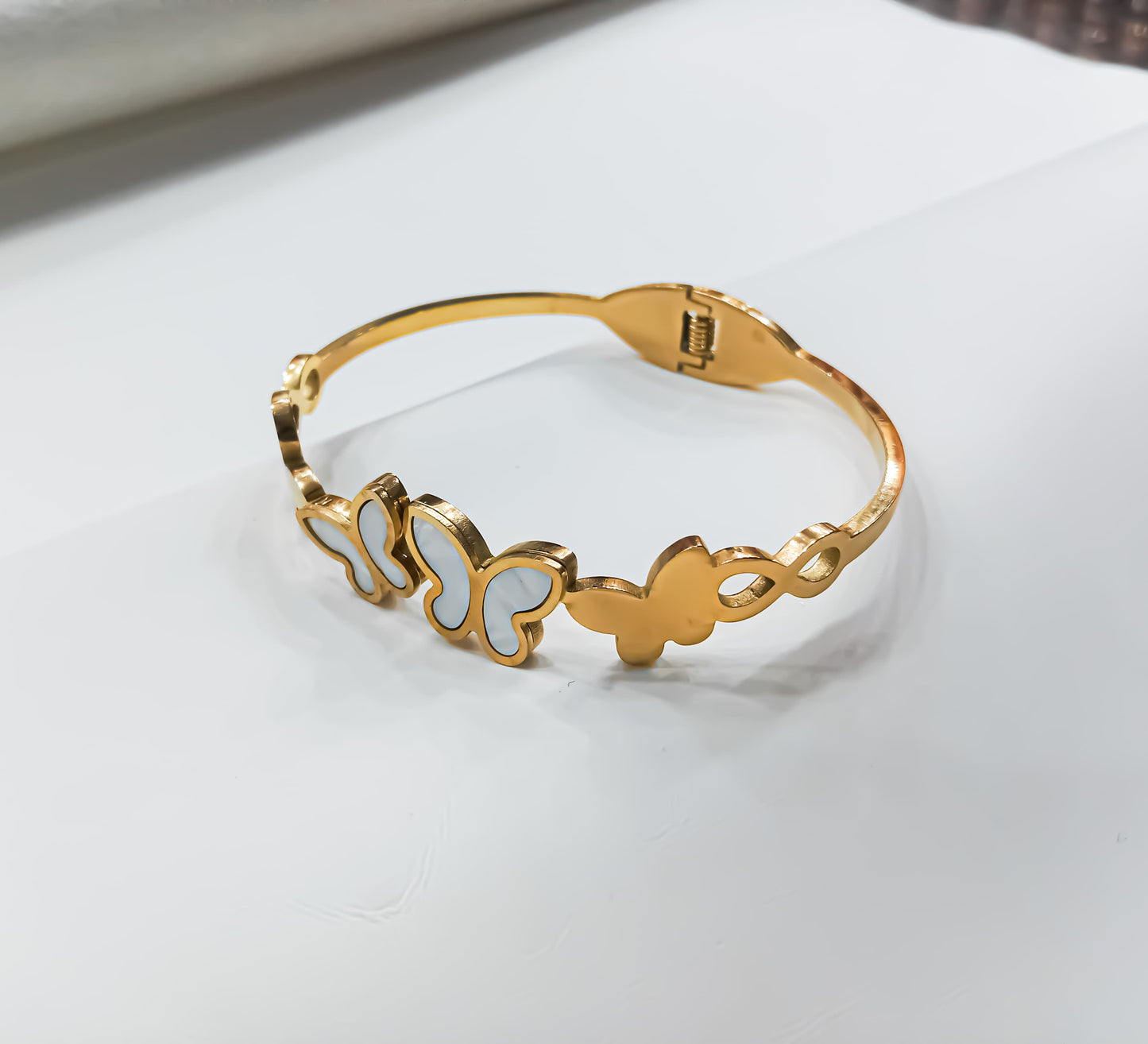 Butterfly Bloom – Stainless Steel Style Gold Bracelet