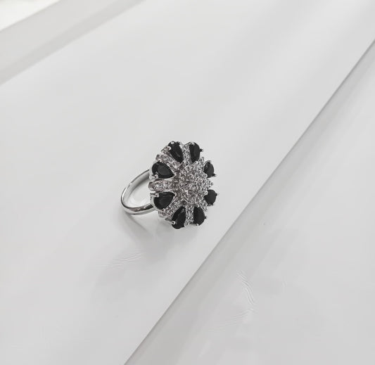 Dark Bloom – Signature Statement Ring