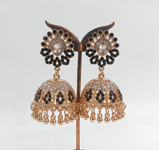 Siyah Sitara – Bold Black & Gold Jhumkas for Festive Looks
