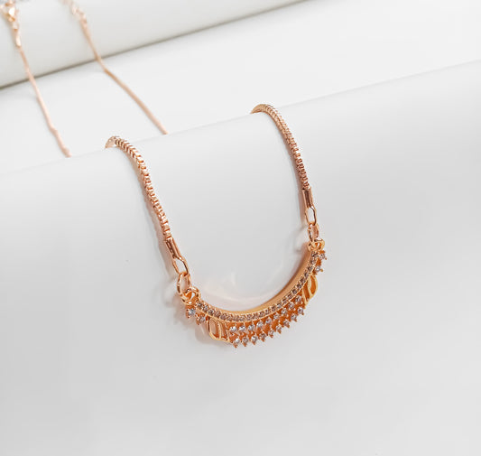 Royal Tassel Glow Necklace