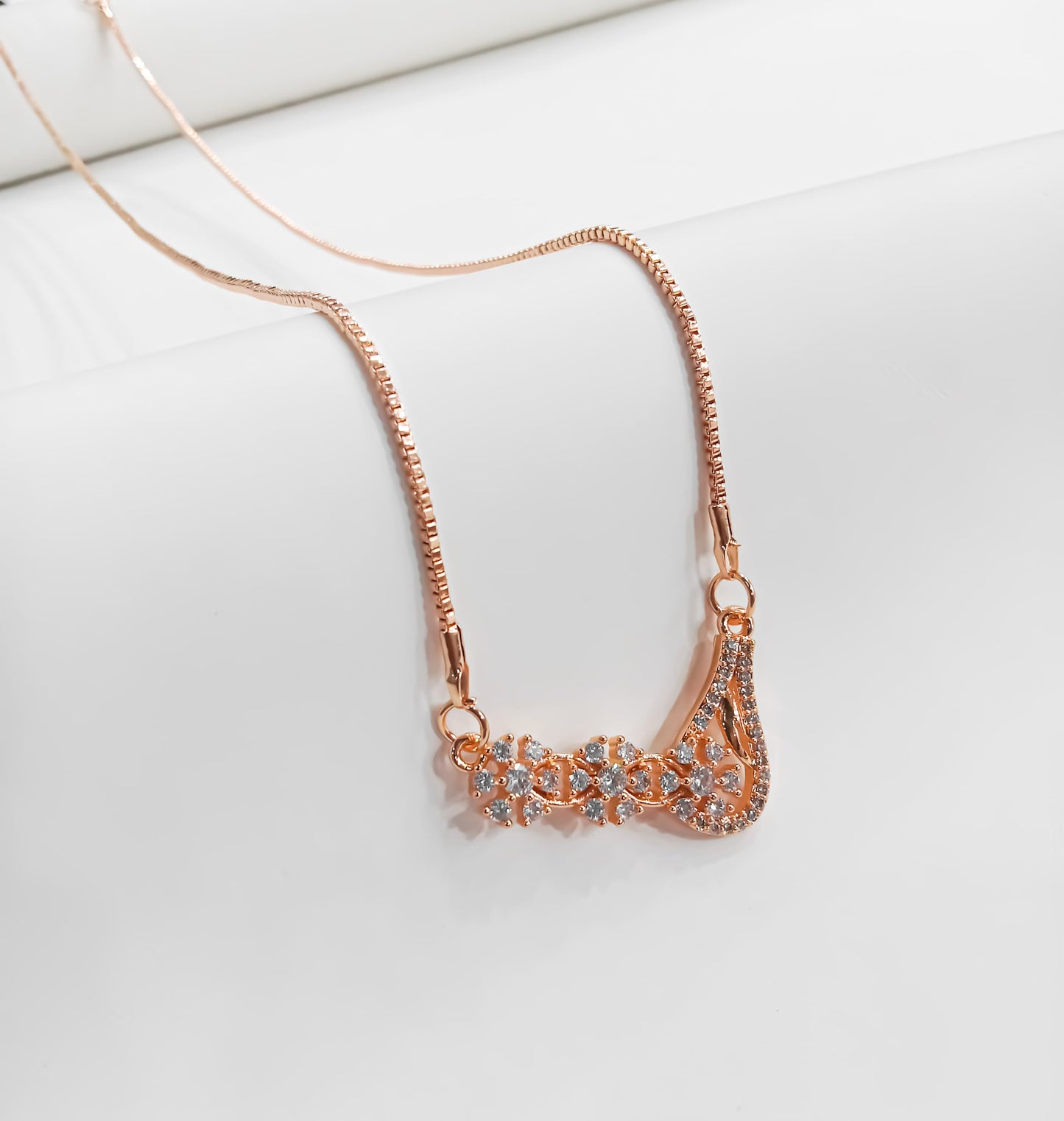 Luxe Lily – Floral Radiance in Rose Gold
