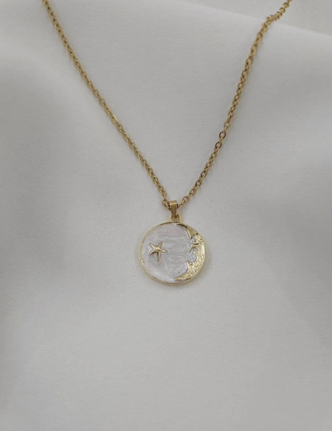 Lunara Moonlit Pendant
