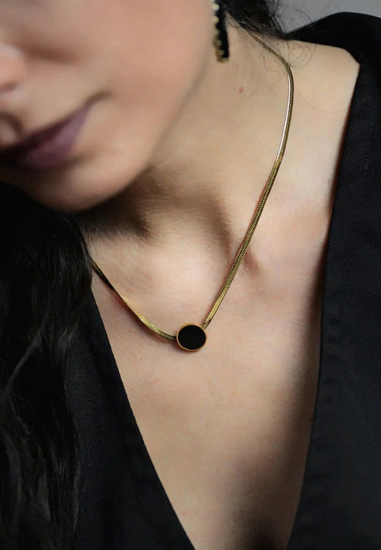 Eclipse Circle - Black Pendant Necklace
