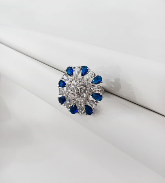 Blue Empress – Radiant Crystal Cluster Ring
