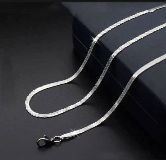 Sleek Flow – 2mm Flat Snake Chain